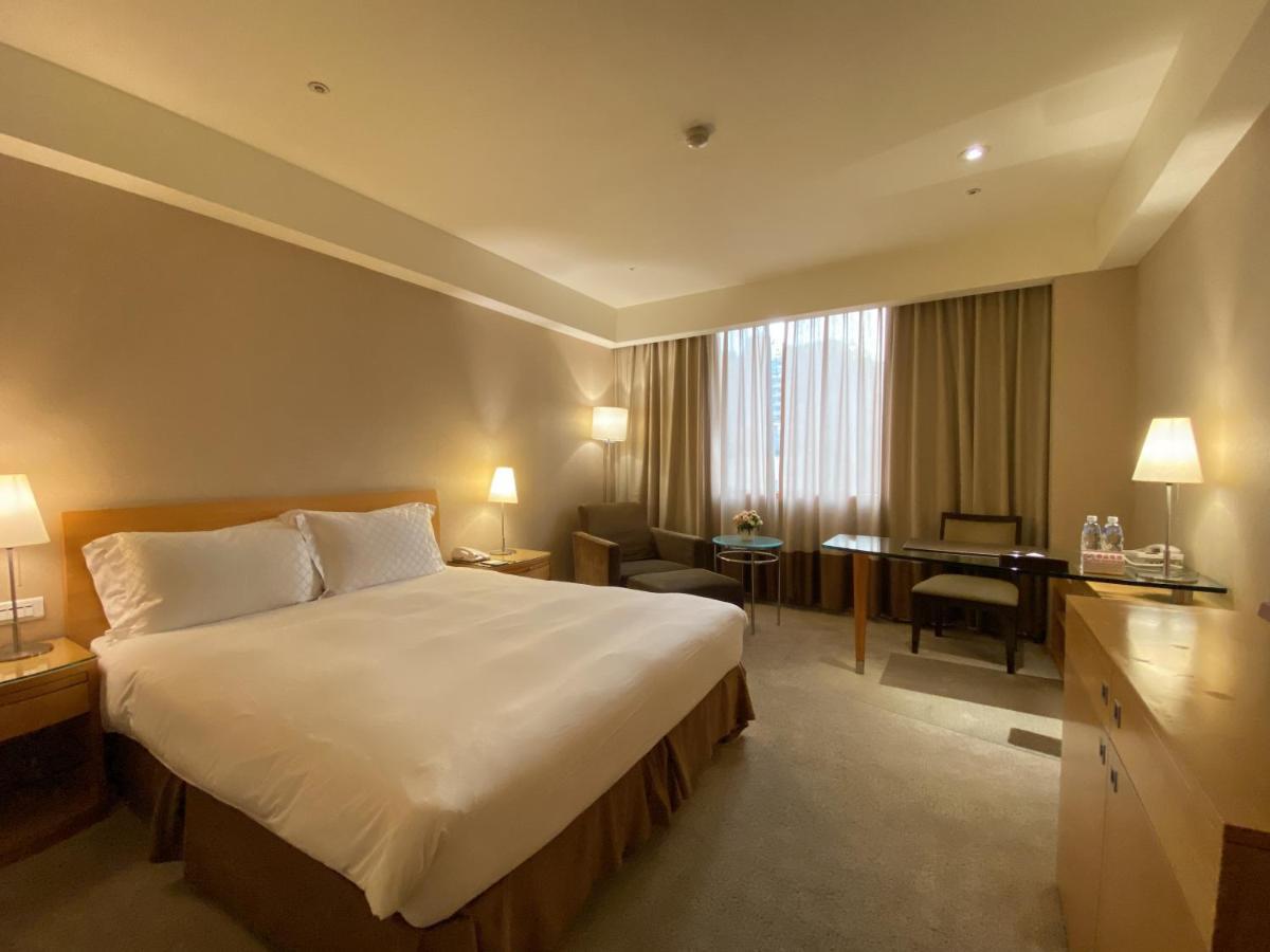 Monarch Plaza Hotel Таоюань Экстерьер фото